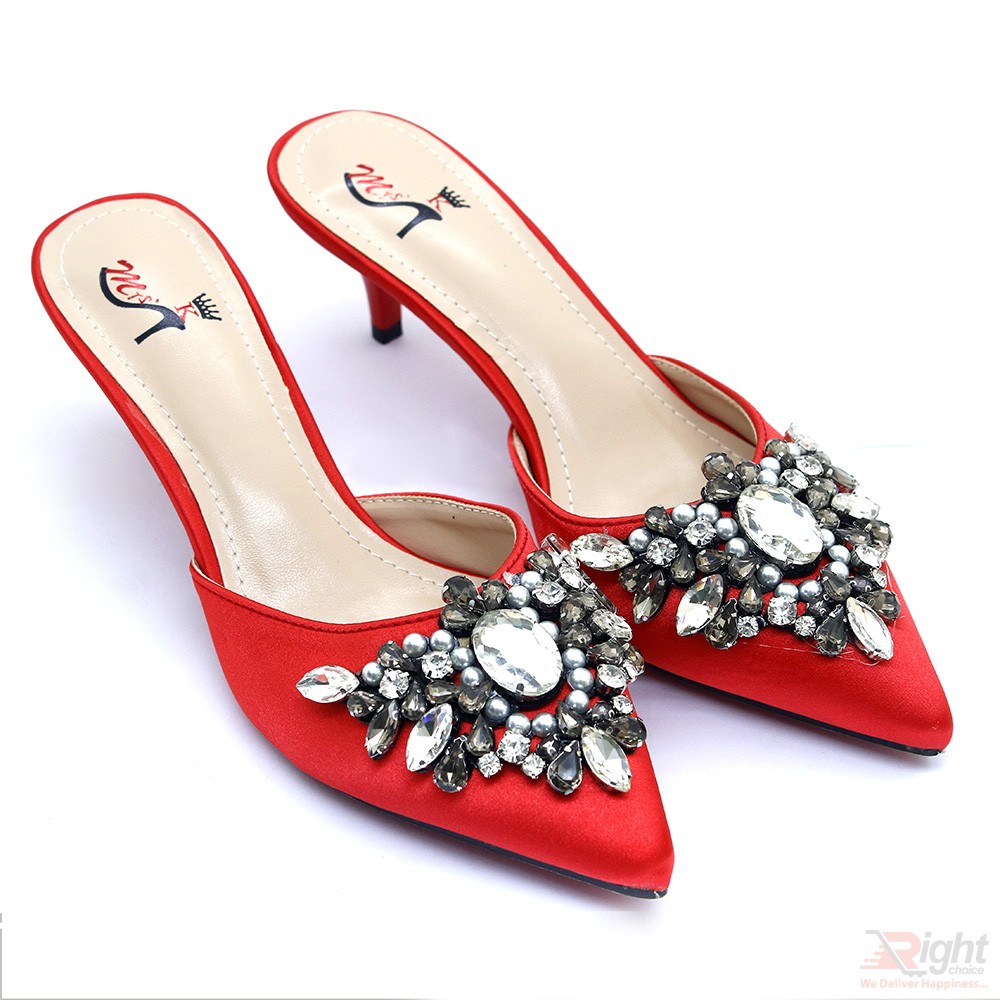   High heels ladies red color shoe 