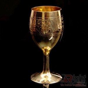 Hand Made Classic Party Glass With Classic Design